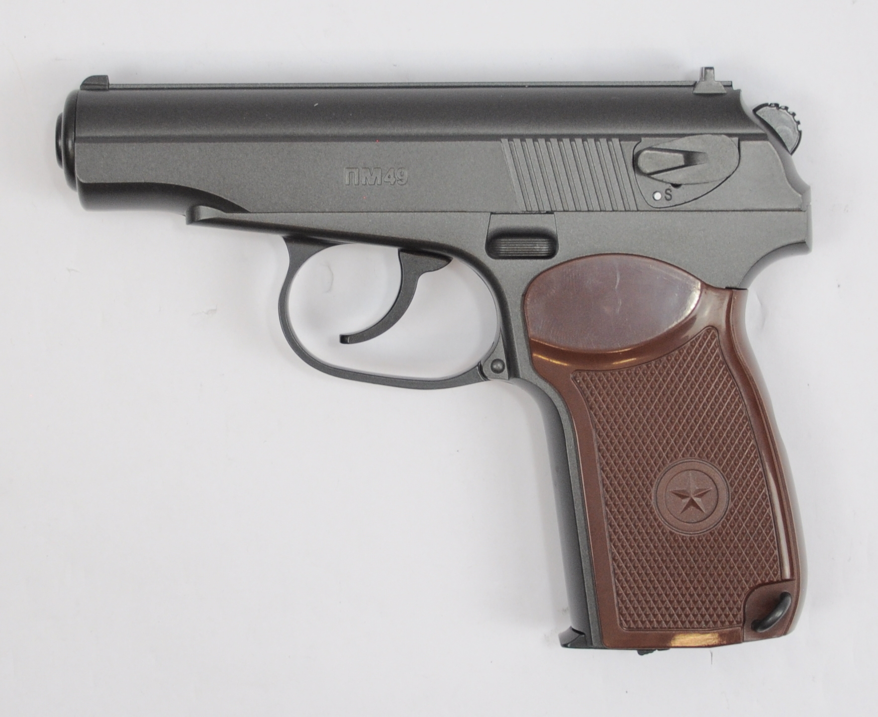 LP Borner PM49, 4,5mm BB, Co� NBB, Metallausf�hrung