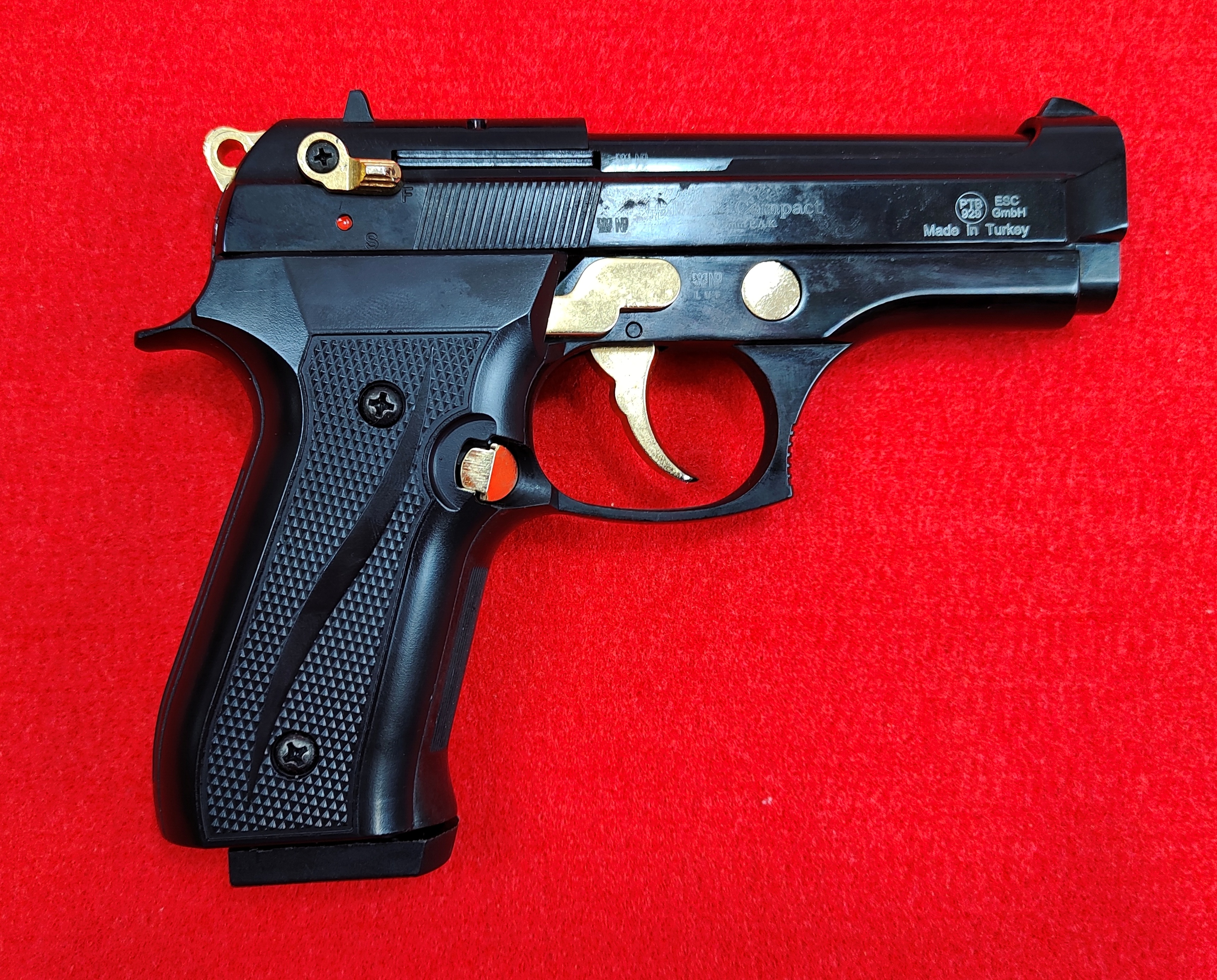 Ekol Compact 9mm P.A.K. (PTB 929) schwarz-gold