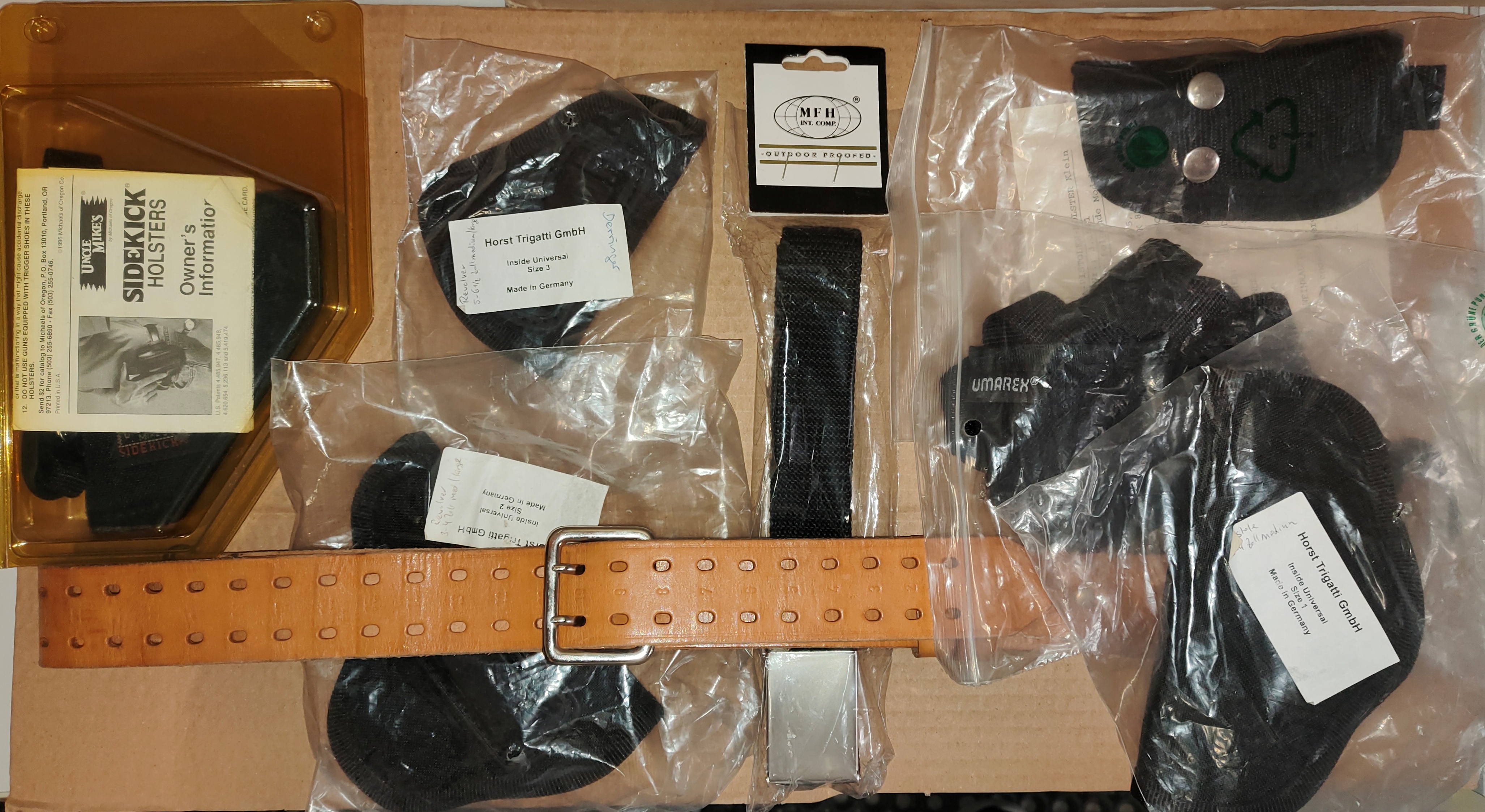 Konvolut Holster / Etui's / G�rtel