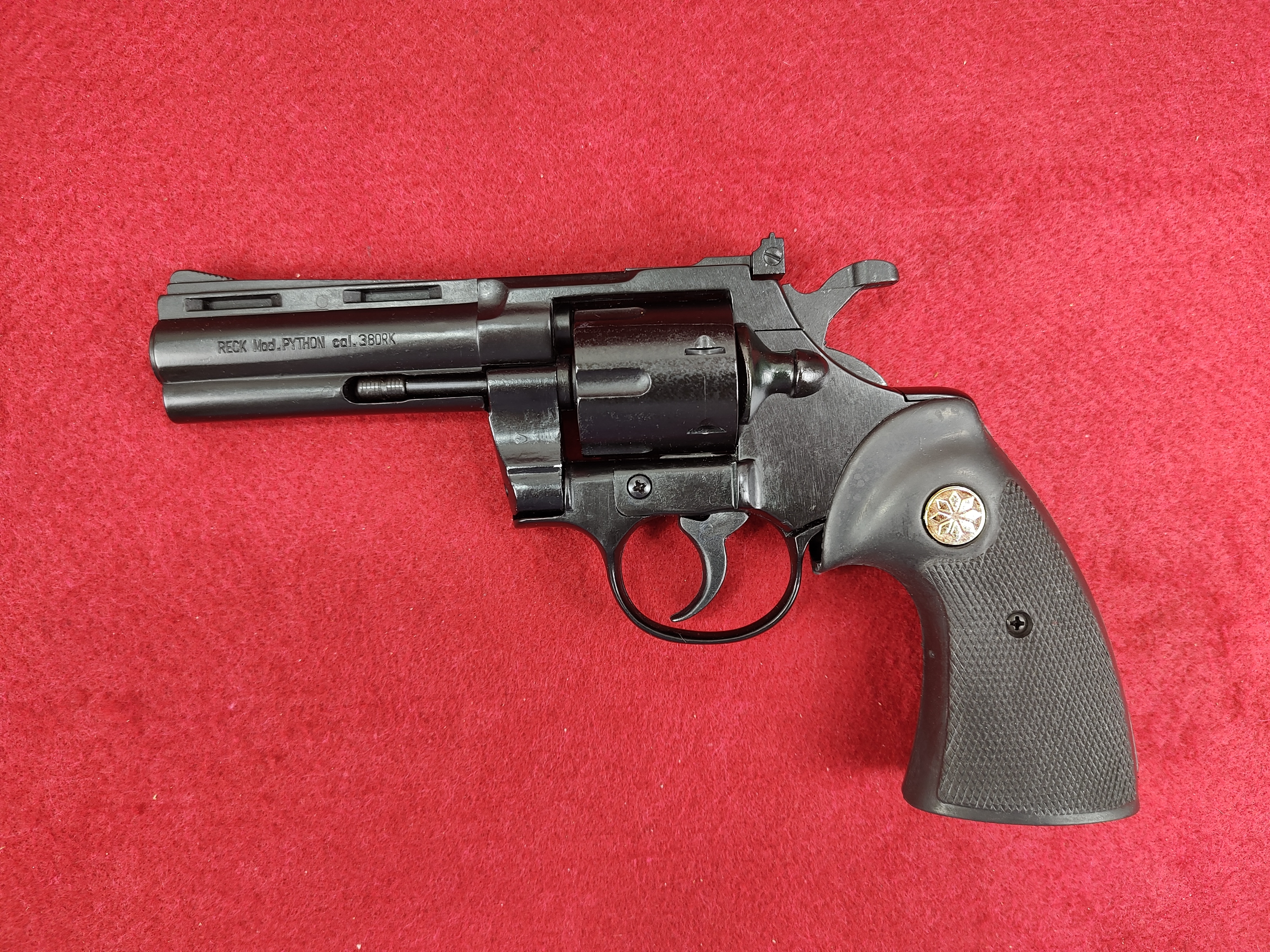 Reck Python 9mm R.K.